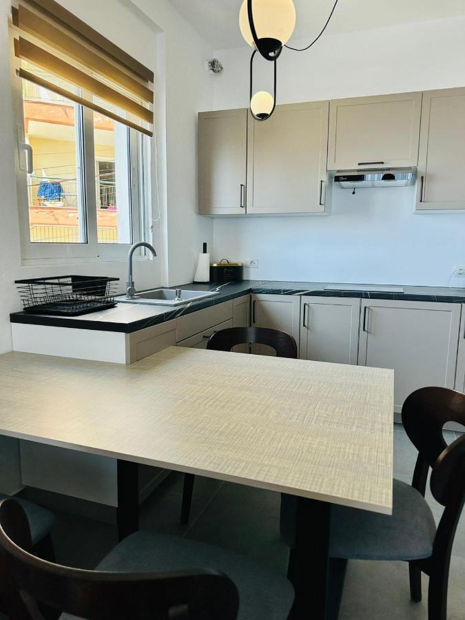 Apartment Celine Sarandë Eksteriør billede