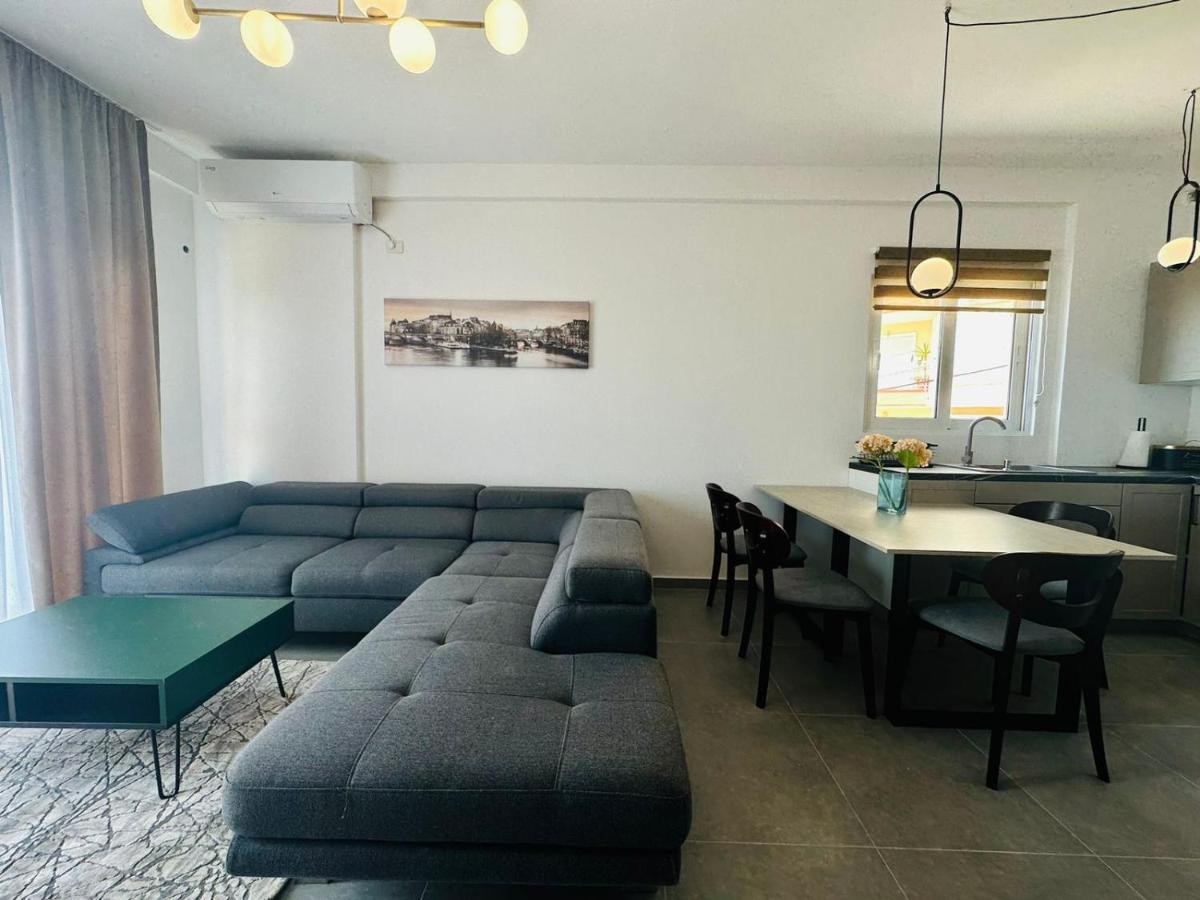 Apartment Celine Sarandë Eksteriør billede